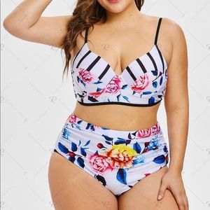 Plus Size Floral Underwire Bikini Top Brand New!!